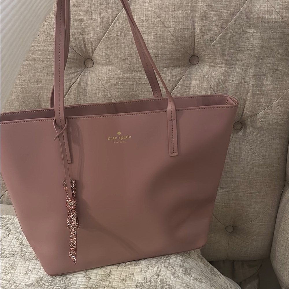 Kate Spade Pink Tote with Structured Leather and Comfortable Handles
